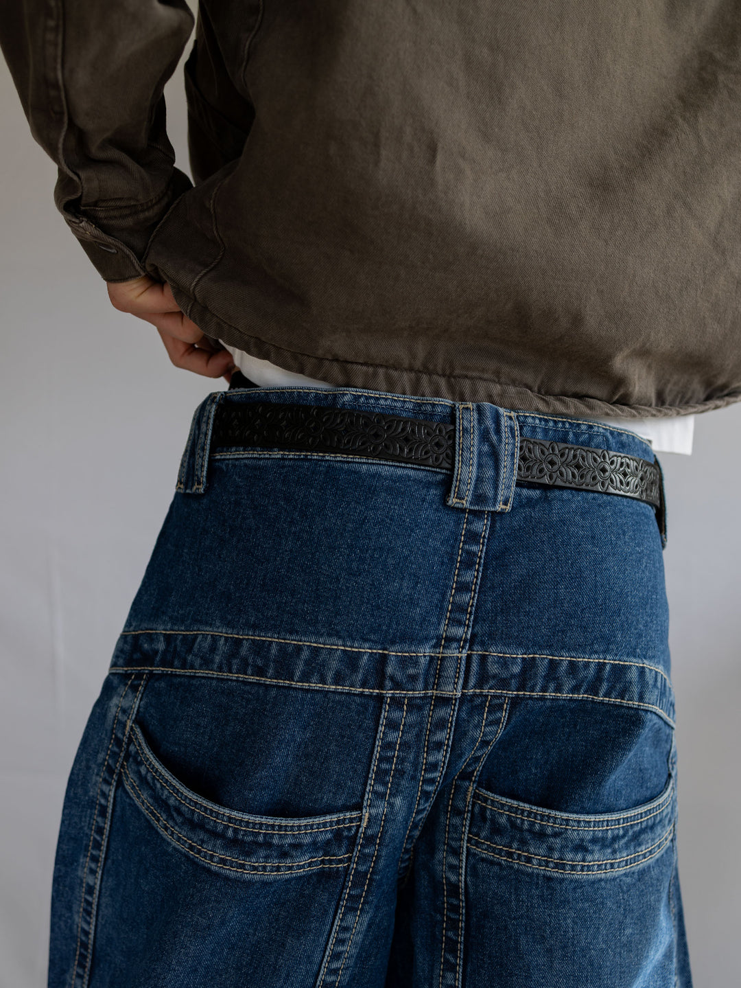 Carved Floral Belt - Rynor