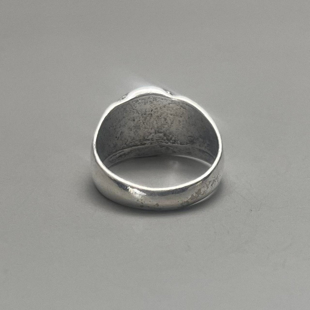 Silver 8 - Ball Signet Ring - Rynor