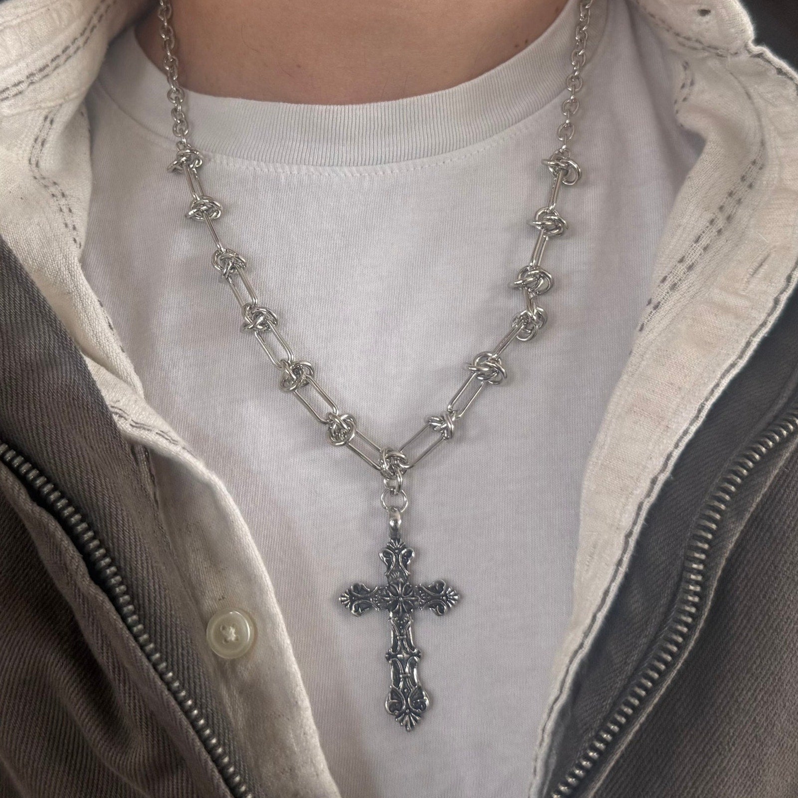 Linked Cross Necklace - Rynor