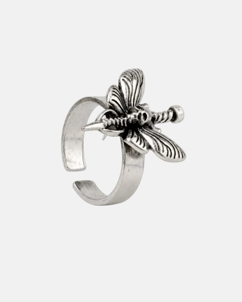 Fly Nail Ring