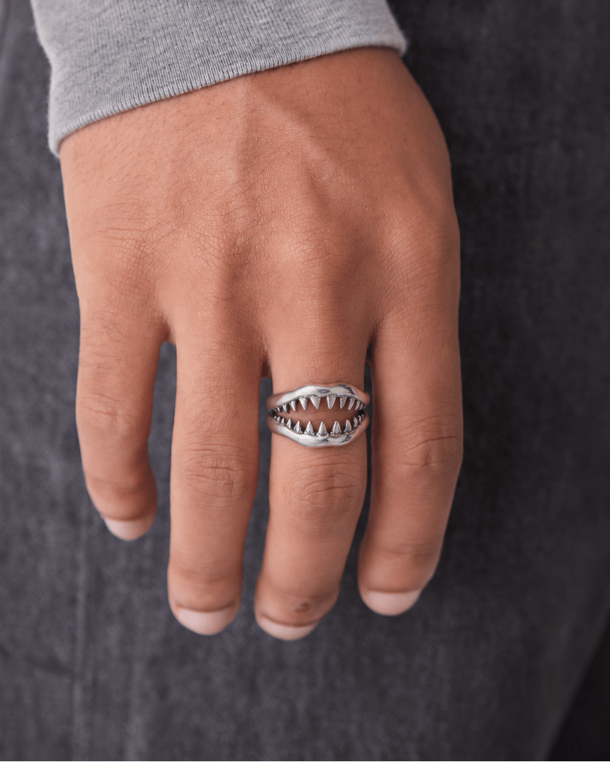 Shark Bite Ring - Rynor