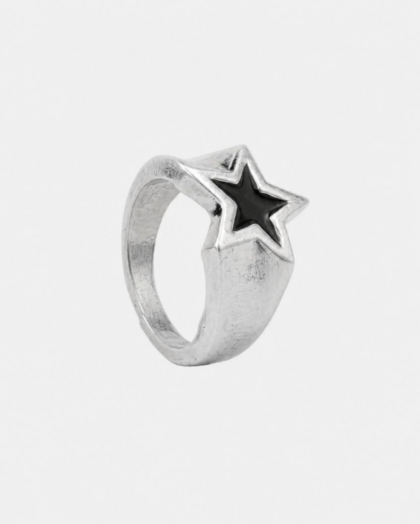 Emerald Star Ring