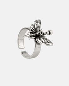 Fly Nail Ring