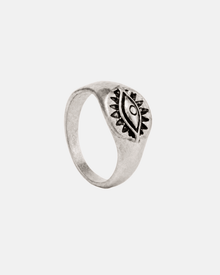 Bague chevalière œil en argent