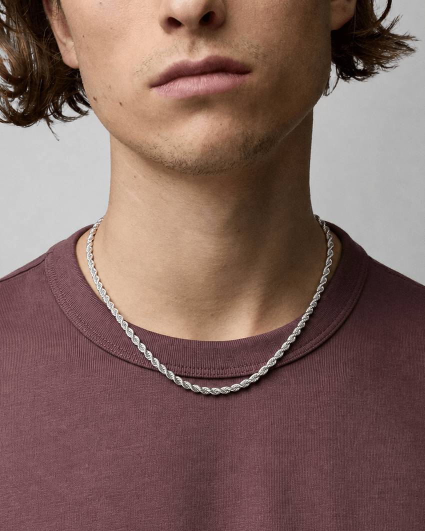 Rynor Rope 4mm Chain – silver 4mm twisted rope chain necklace, worn by a model