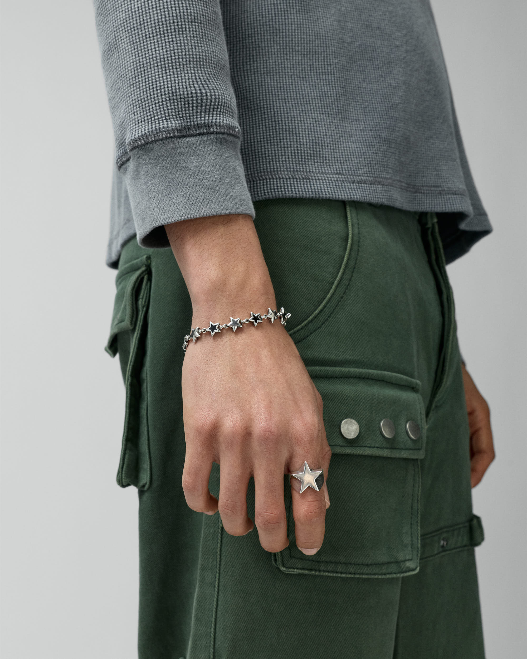 Rynor Silver Star Ring – 925 sterling silver star ring, product detail photo