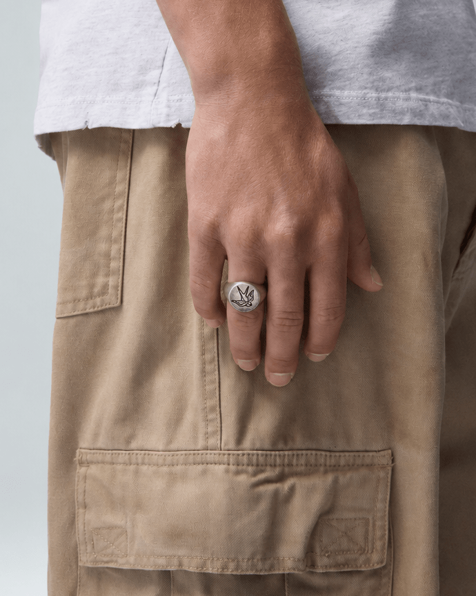 Rynor Swallow Ring – 925 sterling silver swallow bird ring, worn by a model