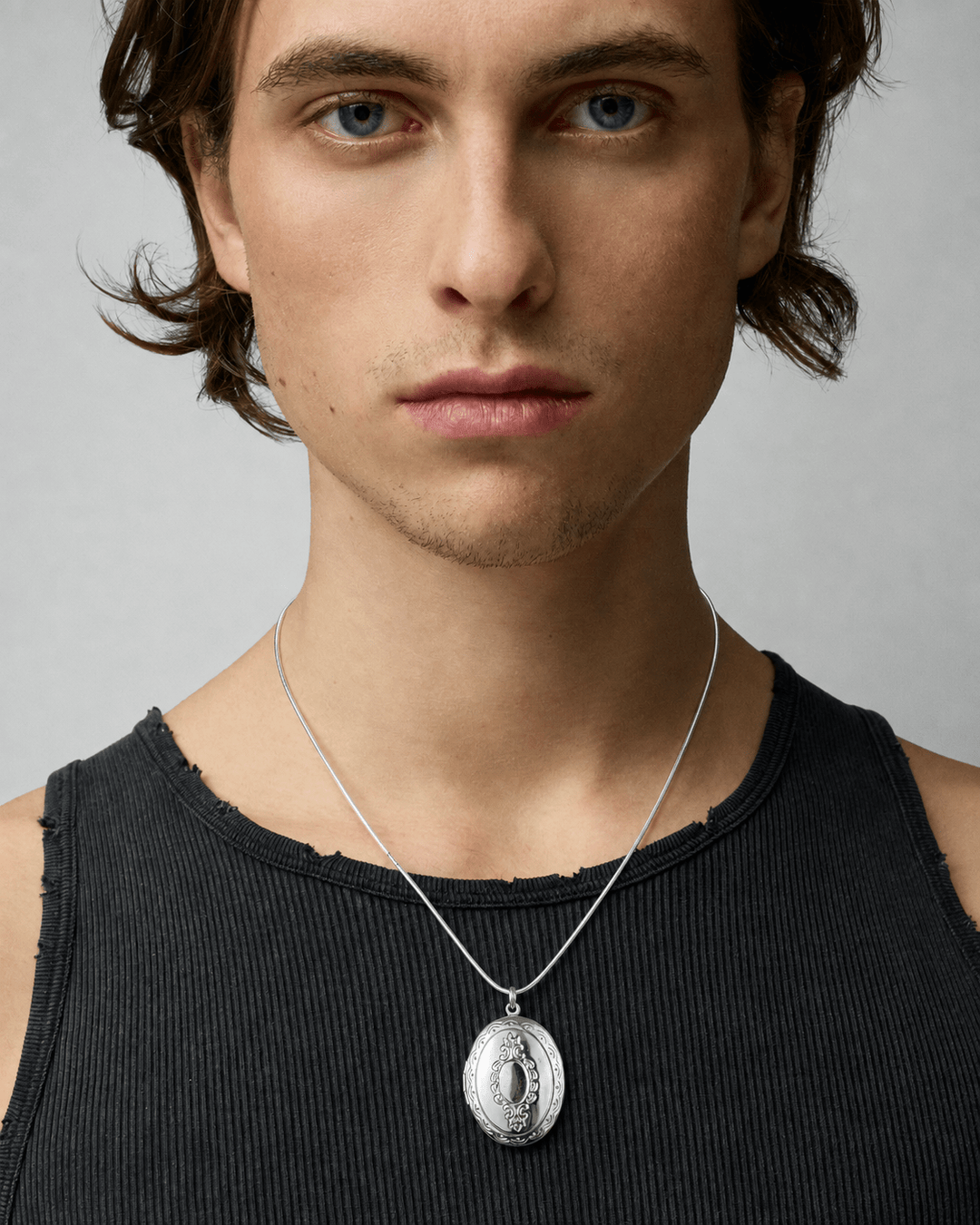Rynor Vintage Locket Necklace – silver ornate locket pendant necklace, worn by a model